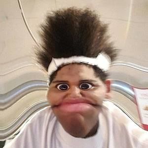 Meet your Posher, Luciano